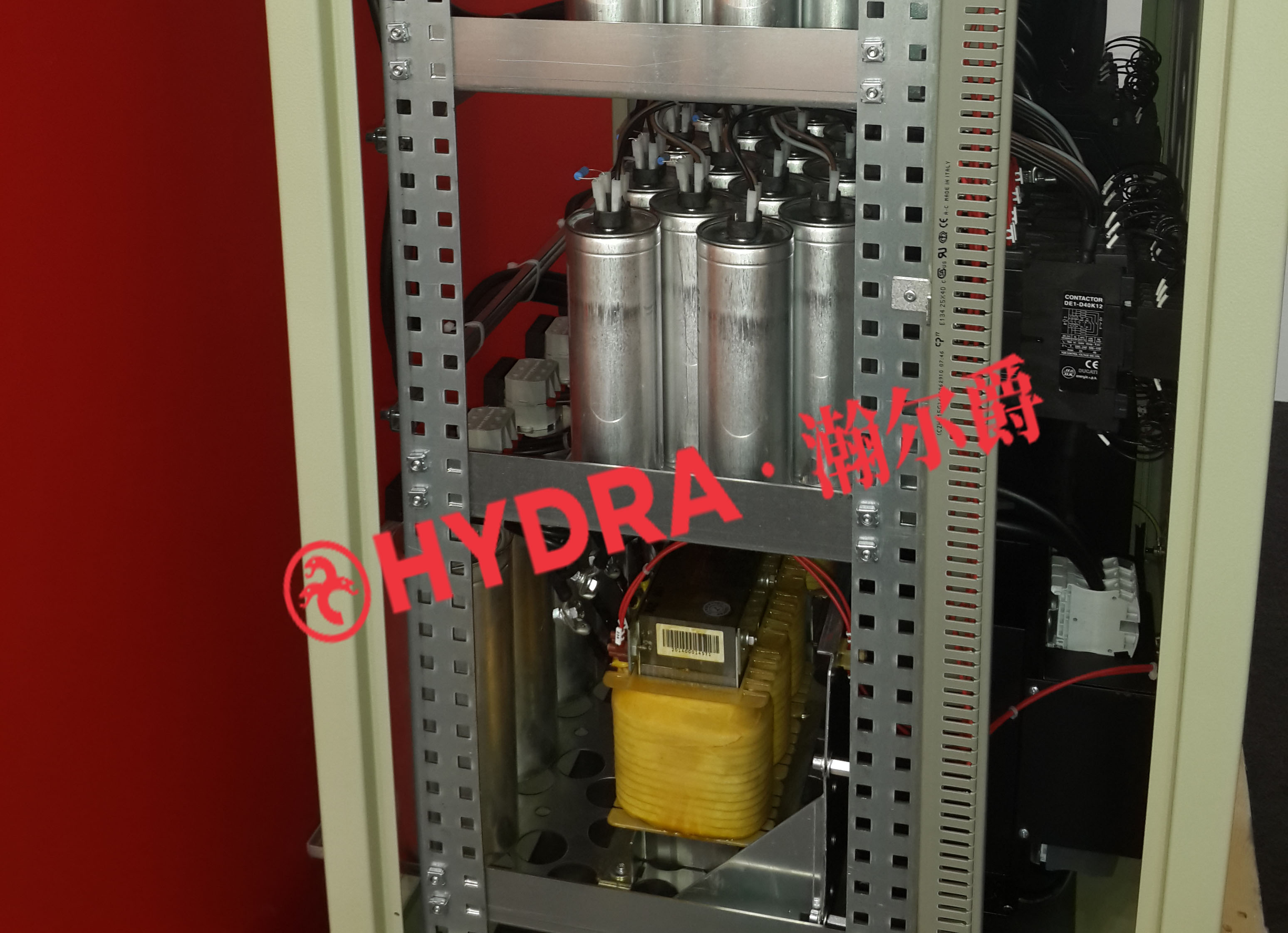 使用低壓電容器（capacitor）要不要配電抗器（reactor）呢？